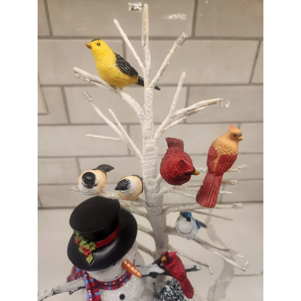 Bradford Exchange Winters Gathering Illuminated Musical Figurine See Description